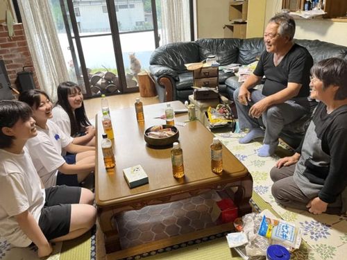 民泊家庭での様子