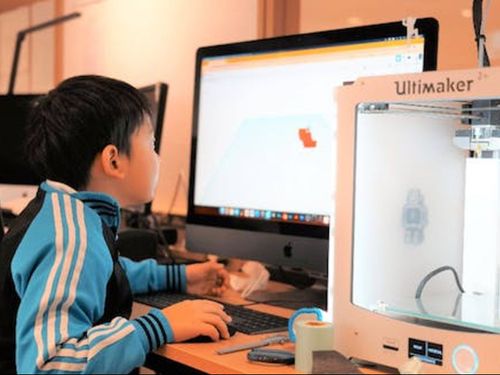「誰もがテクノロジーを創造的に楽しむ国にする」を目指して！