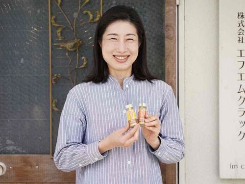 多くの方の協力を得て事務所をDIY