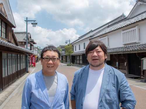 市役所の担当、左が西田で右が山口です。なんでも相談してください！
