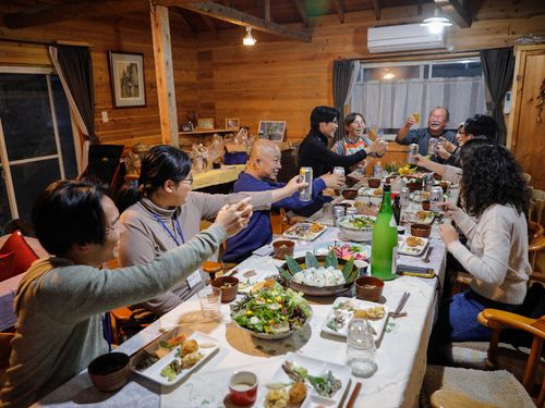 ファームもりわきさんでの交流会の様子