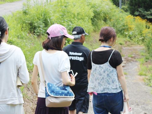 ツアーの中では、現地の人から直接集落をご案内いただきます。