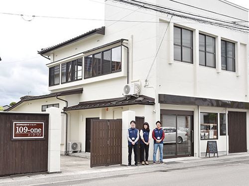 駅前通りの空き店舗をリノベーションしたできた109-one（トークワン）