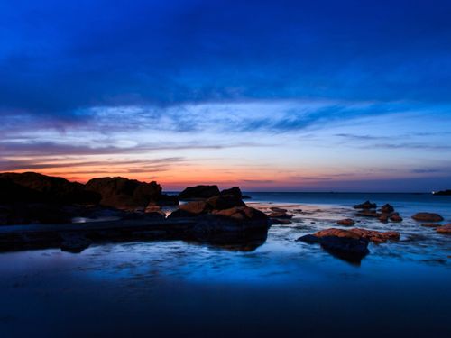 夕暮れの越前海岸