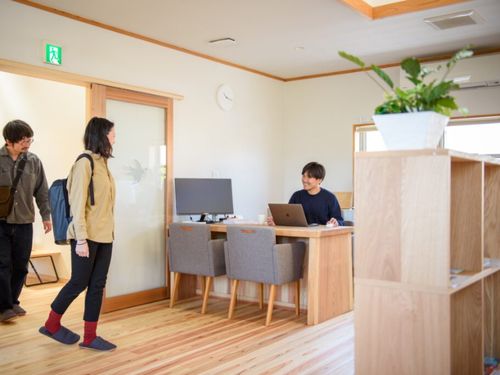 愛媛県の移住支援拠点「COWORKING-HUB nan-yo sign」よりオンライン相談します