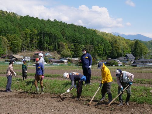 道具を使っての体験の様子