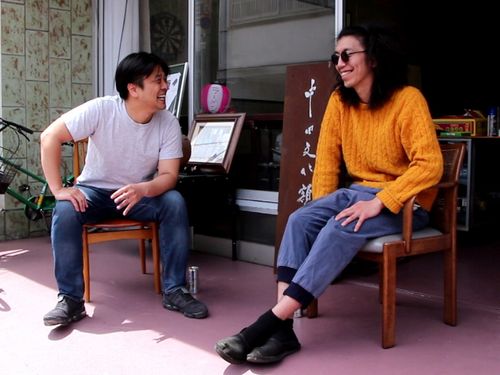 本プロジェクトの中心メンバーの北澤さん（左）と移住者仲間