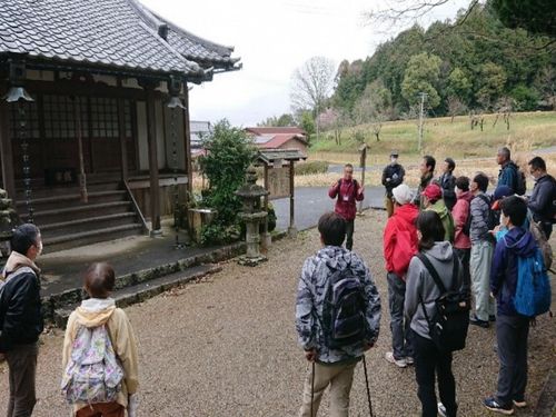 忍者ゆかりの地を訪ねるウォークツアー