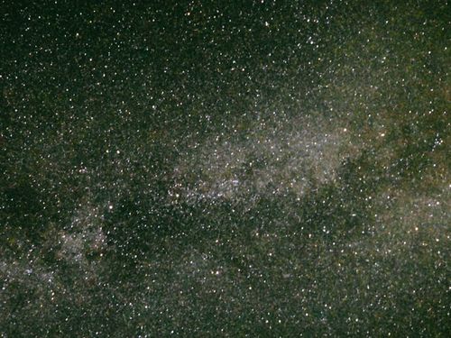 晴れた夜は星がたくさん見えるかも！