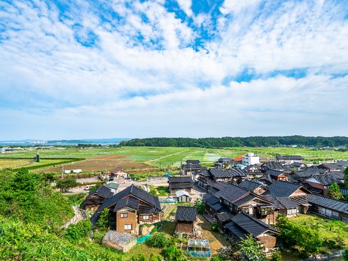 天候に恵まれると立山連峰が望めます！