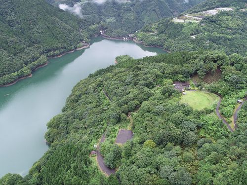 上空からの施設全景