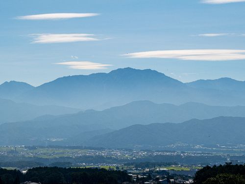 南アルプスの麓に広がる、伊那の街並み