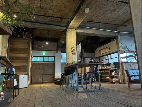 今回はカフェ「musumi」からお送りします