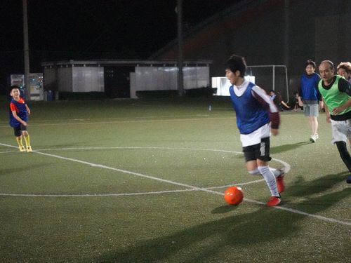 アヤト。気付いたときにはボールは彼のモノ。