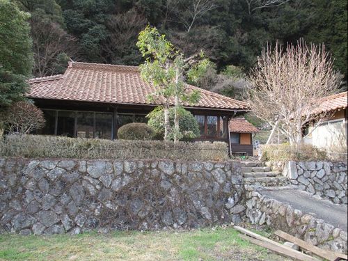 岡本シェフが古民家を購入＆リノベーションした飲食店から生配信でお届け
