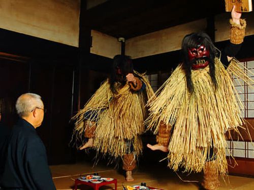伝統行事・男鹿のナマハゲ　問答の様子