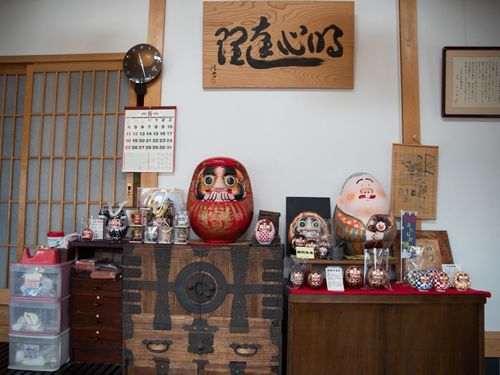 佐川だるま店の店舗の様子