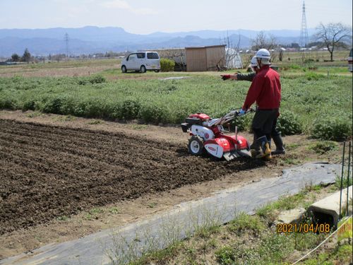 耕運機など農機具の使い方を学べます