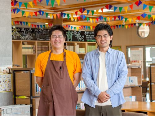 代表取締役の青野（右）と取締役の甲斐（左）（二人とも元地域おこし協力隊）