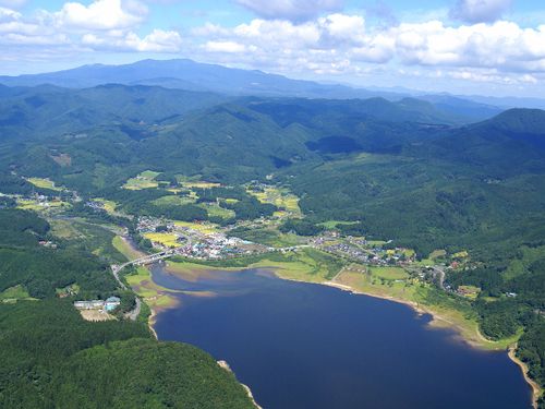 花山湖のほとりにある【小さな拠点】から地域を見つめる