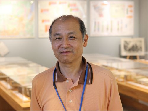 天然砥石館の館長　上野大成さん
