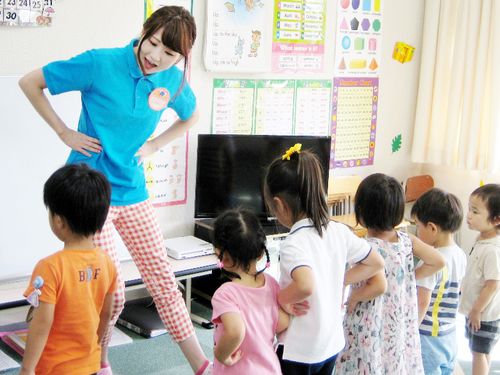 歌って♪踊って♪楽しくウォームアップ！