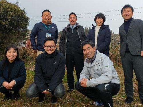一緒に働く「ツナガルたかはる株式会社」のスタッフの皆さん
