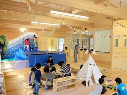 新しくて遊びやすい！ボルダリングもできる【北西部児童館】
