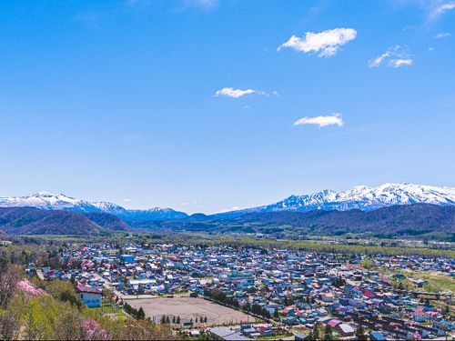 大雪山が一望できる上川町。層雲峡温泉もあり、参加自治体の中では一番観光客が多く足を運ぶ町。