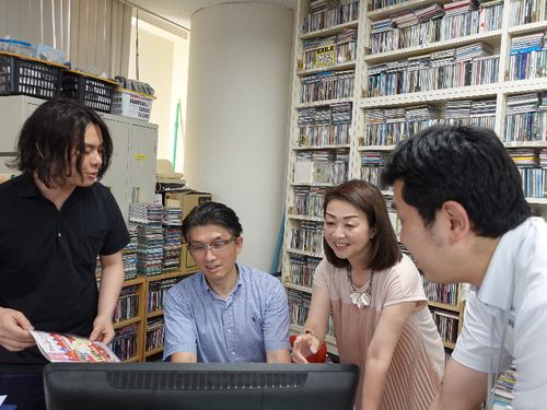 ＦＭジャングル事務室