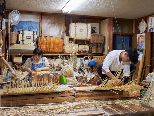 活動３年目の中村さん（左）と２年目の加藤さん（右）
