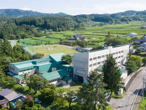 職場となる「いいづなコネクトWEST」