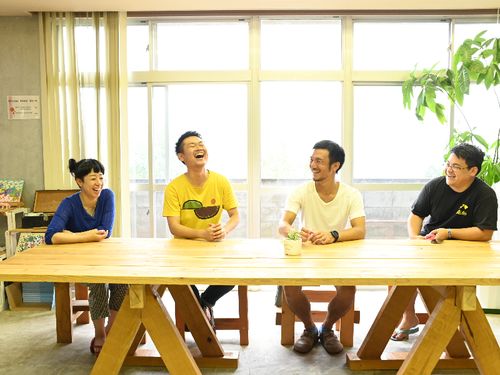 様々な背景のメンバーが活躍しています。