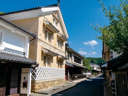 歴史情緒あふれる町並みのすぐ近くに暮らせる内子町です！