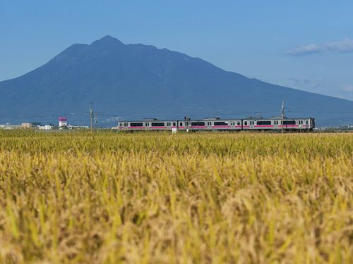 岩木山と奥羽本線