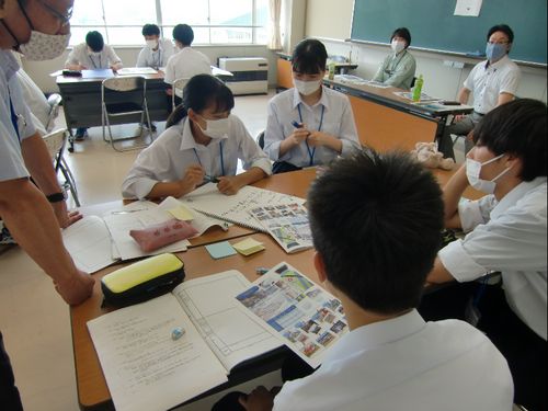 みんなで地域のことをディスカッションしたり…