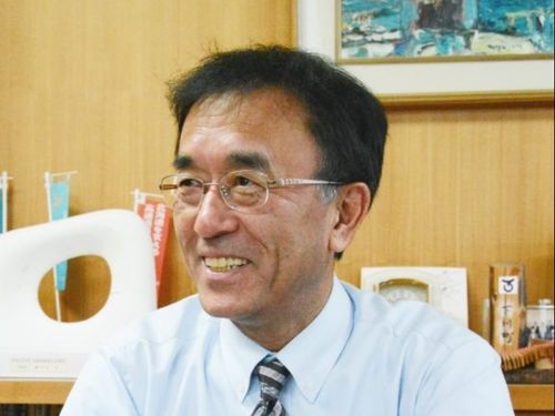 谷　一之 町長