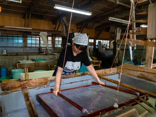 伝統的な手すき和紙づくりが持続するエリア