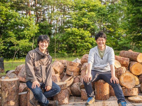 森の資源を使った楽しい暮らしの提案をするやまとわの2人の講座にも注目