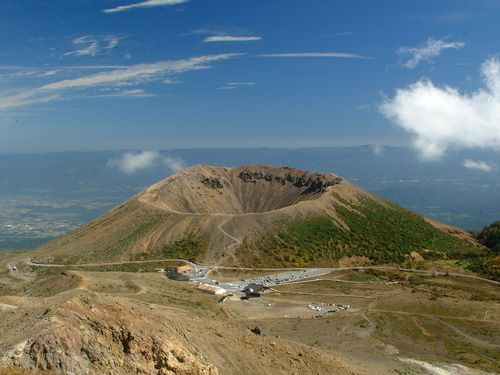 吾妻地区のシンボル　吾妻小富士