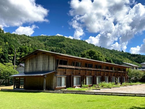 里山ながや・星野川。お試し居住期間中はここで暮らしていただきました。