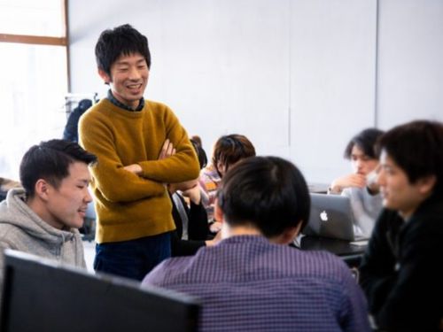 参加者1人1人にメンターが付き、質問対応や人生相談に乗ってくれます