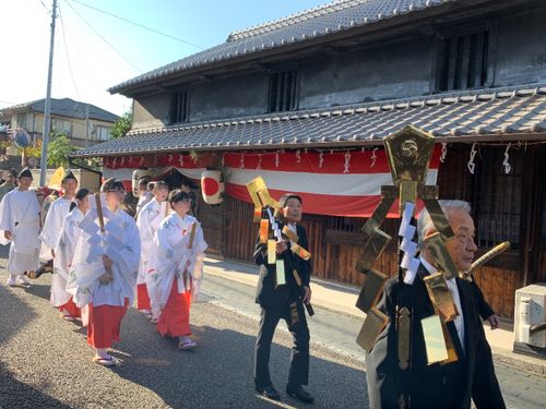 街道筋、町家のある風景