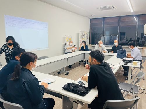 文化財保護課、浜崎しっちょる会の皆様と一緒に打ち合わせ