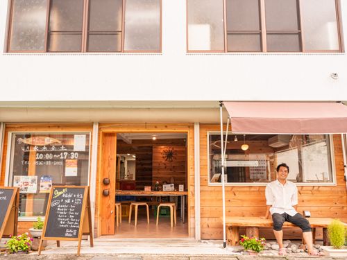 田舎で起業した木村と木村の店舗（おむすび屋）