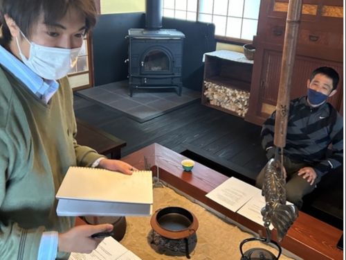 道具の説明をする北野さん