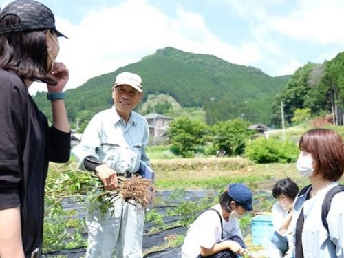地域の方の話に耳を傾けたり、お話すことが好きな方♪