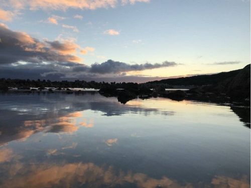 夕方の熊石の海。