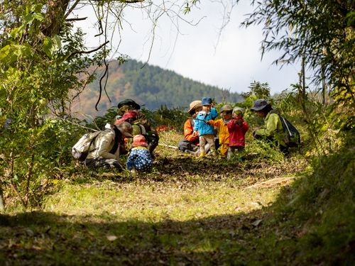 「0歳児からのひとづくりプログラム」を実践中