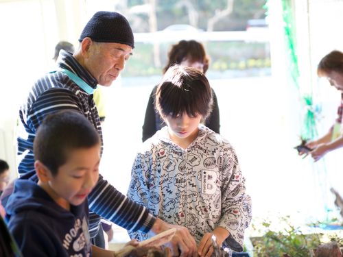 知恵と技を子どもたちに伝えるのも大事な仕事